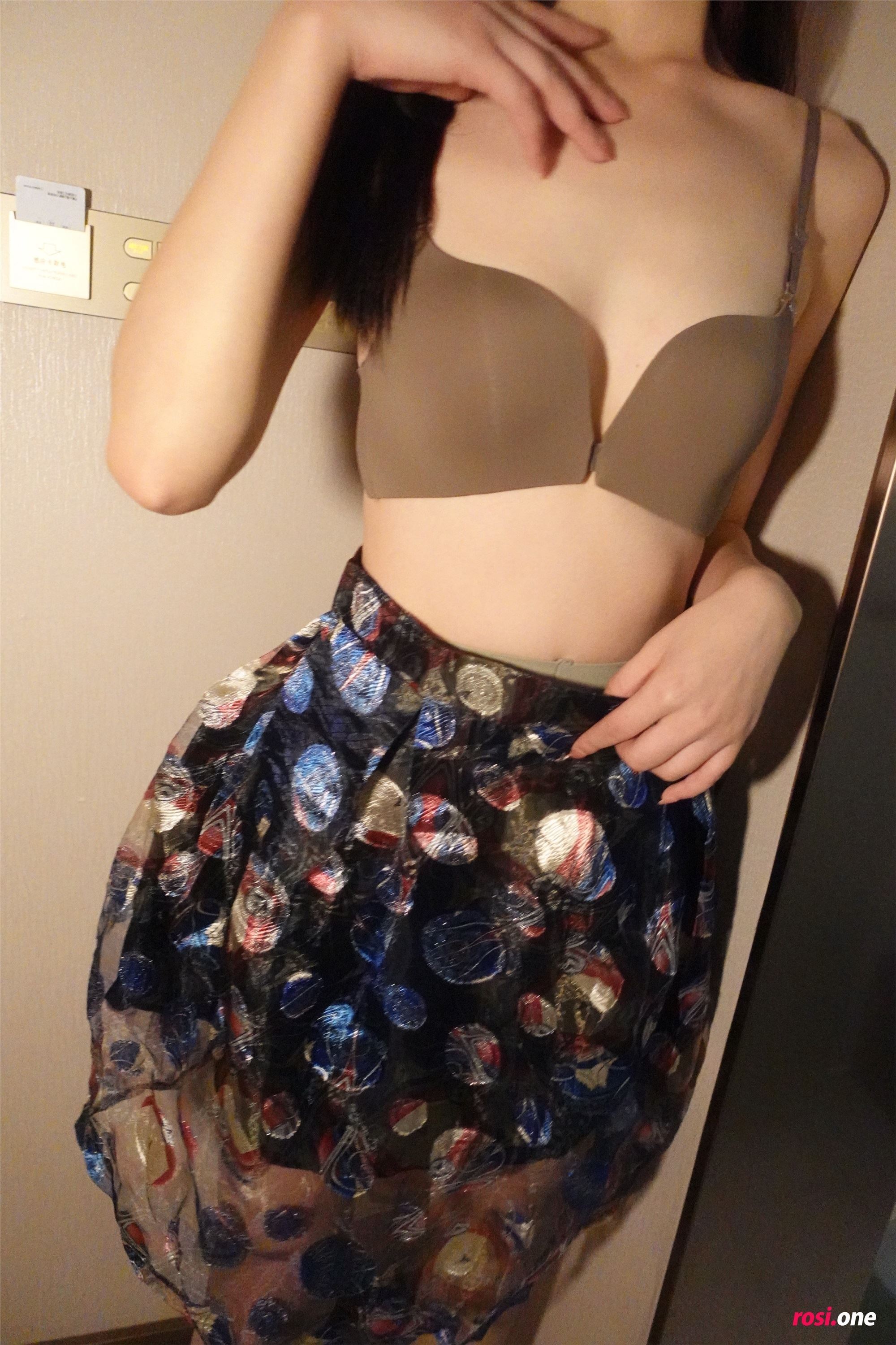 ROSI写真 2021.11.01 NO.3619